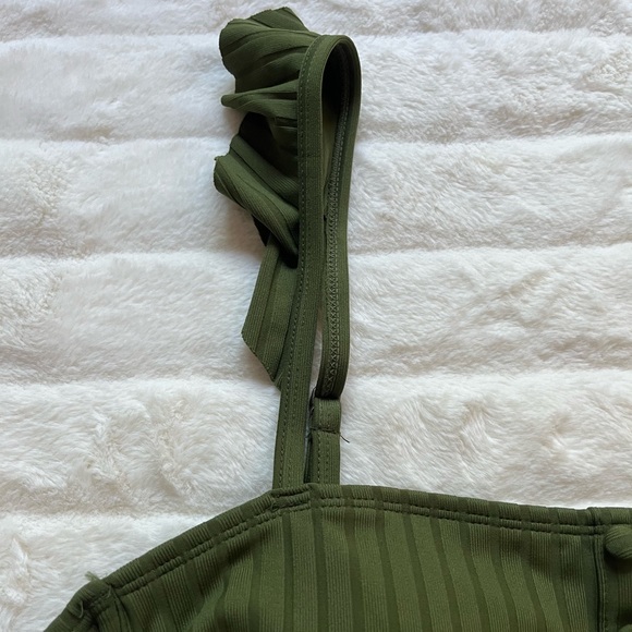 Target bathing suit top - Picture 5 of 5